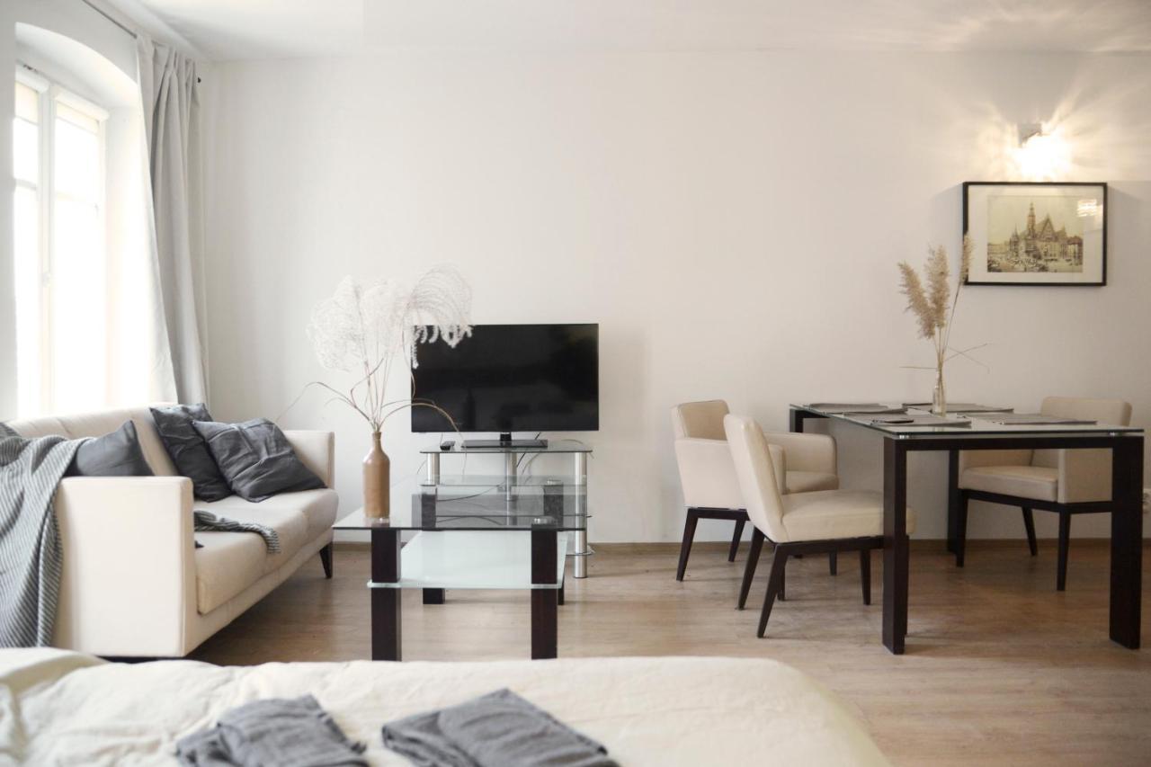 By The River And City Center - Comfortable Rooms Wroclaw Dış mekan fotoğraf