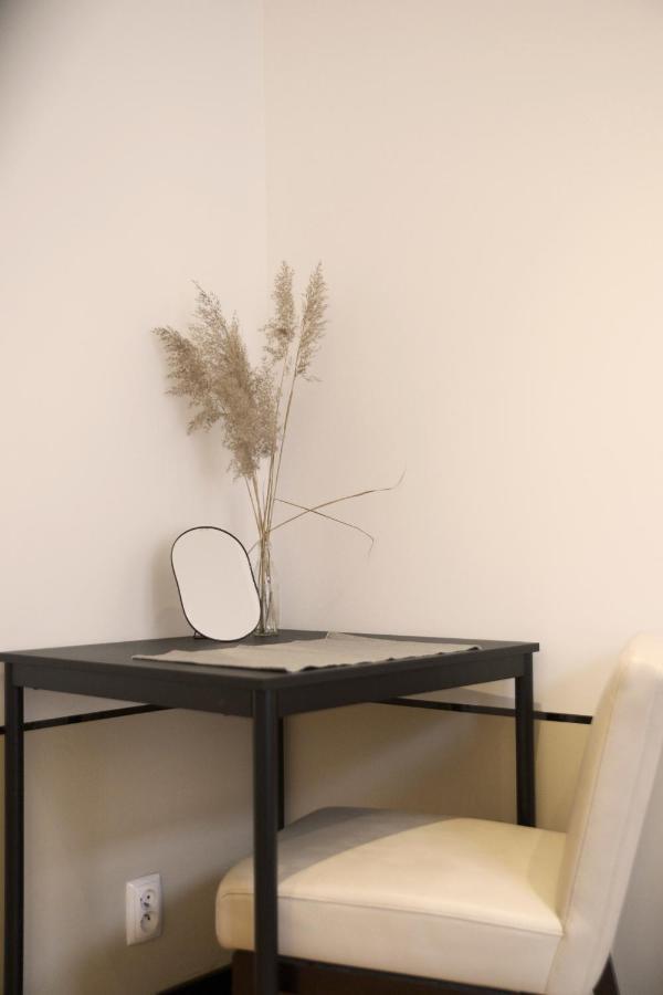 By The River And City Center - Comfortable Rooms Wroclaw Dış mekan fotoğraf